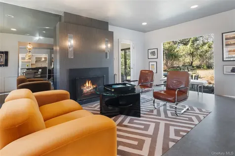40 Kings Court Chappaqua NY 10514