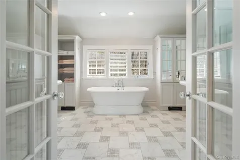 40 Kings Court Chappaqua NY 10514