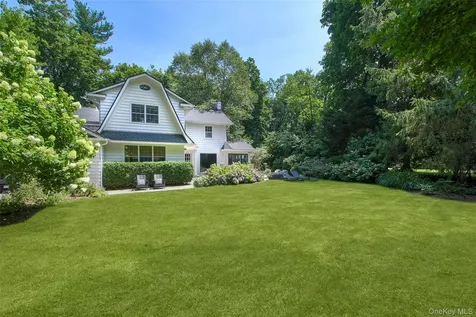 40 Kings Court Chappaqua NY 10514