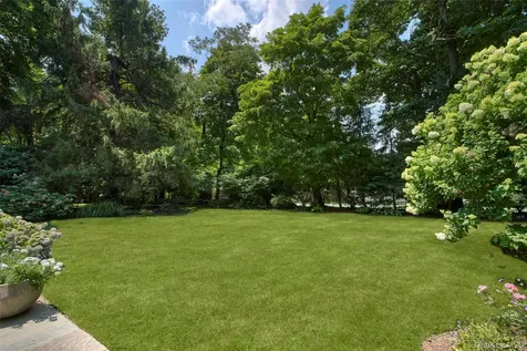 40 Kings Court Chappaqua NY 10514