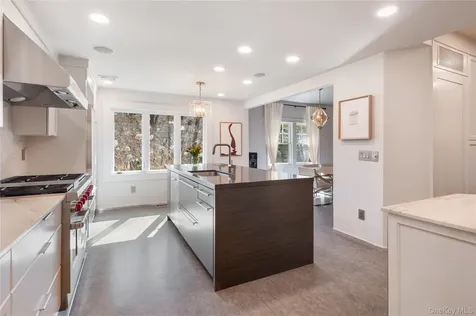 40 Kings Court Chappaqua NY 10514