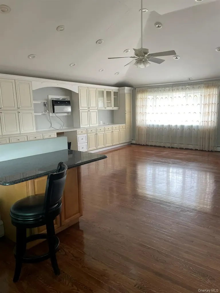 7 Motor Lane Old Bethpage NY 11804