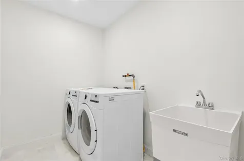 150-17 Hawtree Street Ozone Park NY 11417