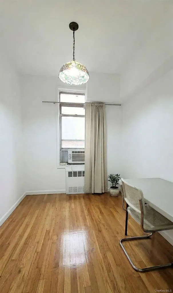 4107 Bowne Street Flushing NY 11355