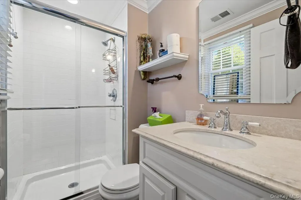 2 Memas Court Dix Hills NY 11746