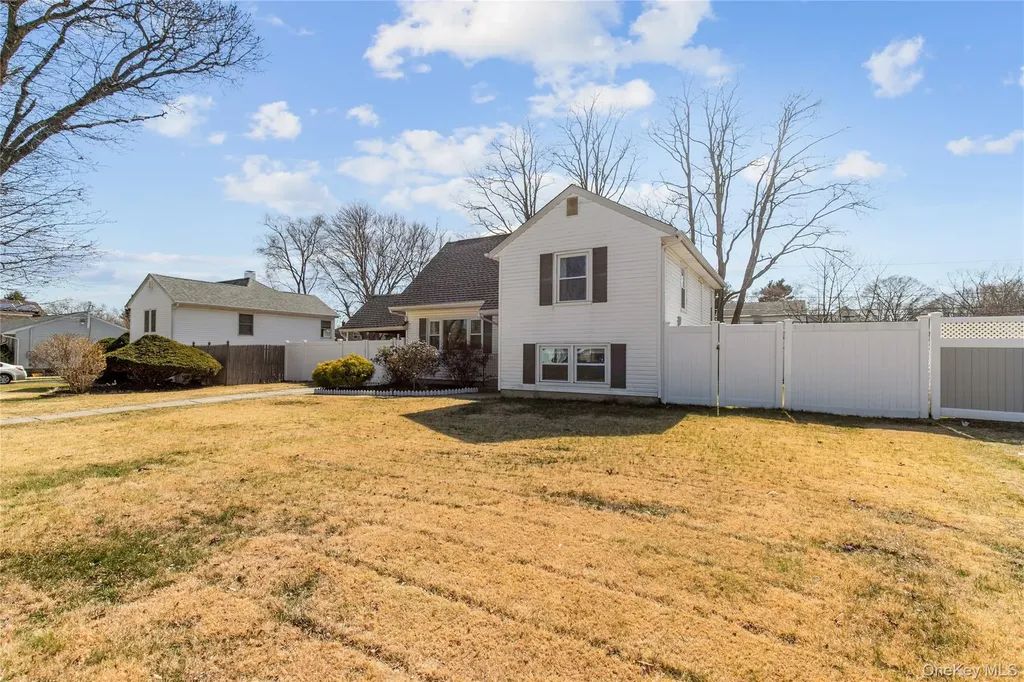 58 Saddle Lane Centereach NY 11720