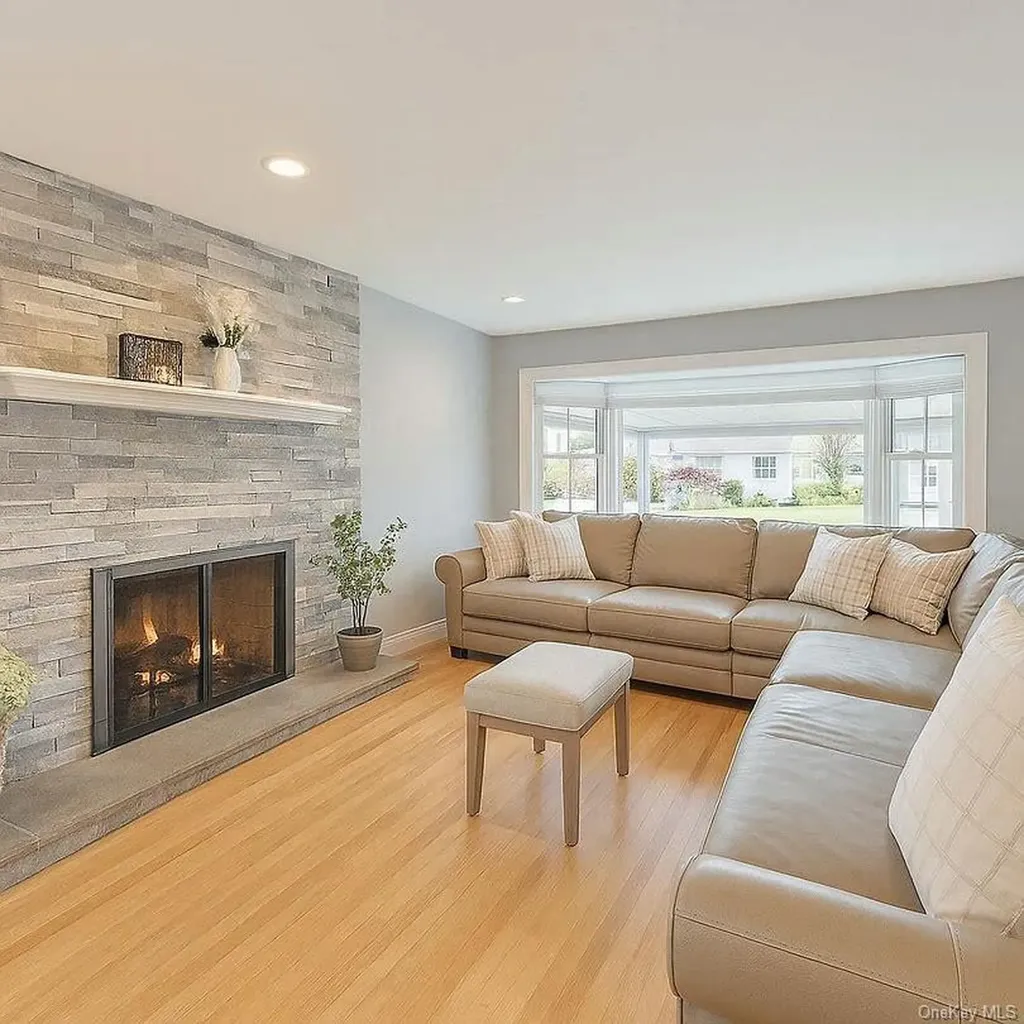 24 Rellim Drive Glen Cove NY 11542