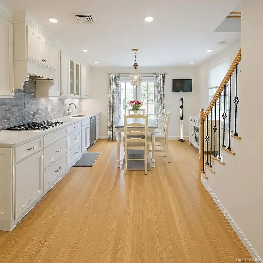 24 Rellim Drive Glen Cove NY 11542