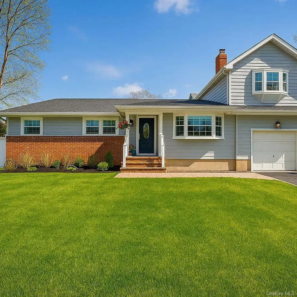 24 Rellim Drive Glen Cove NY 11542