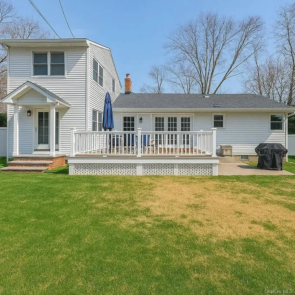 24 Rellim Drive Glen Cove NY 11542