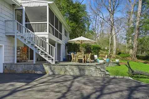 26 Meadow Lane Chappaqua NY 10514