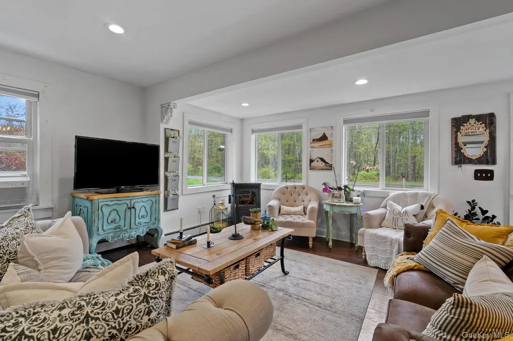 2374 Bruynswick Road Wallkill NY 12589
