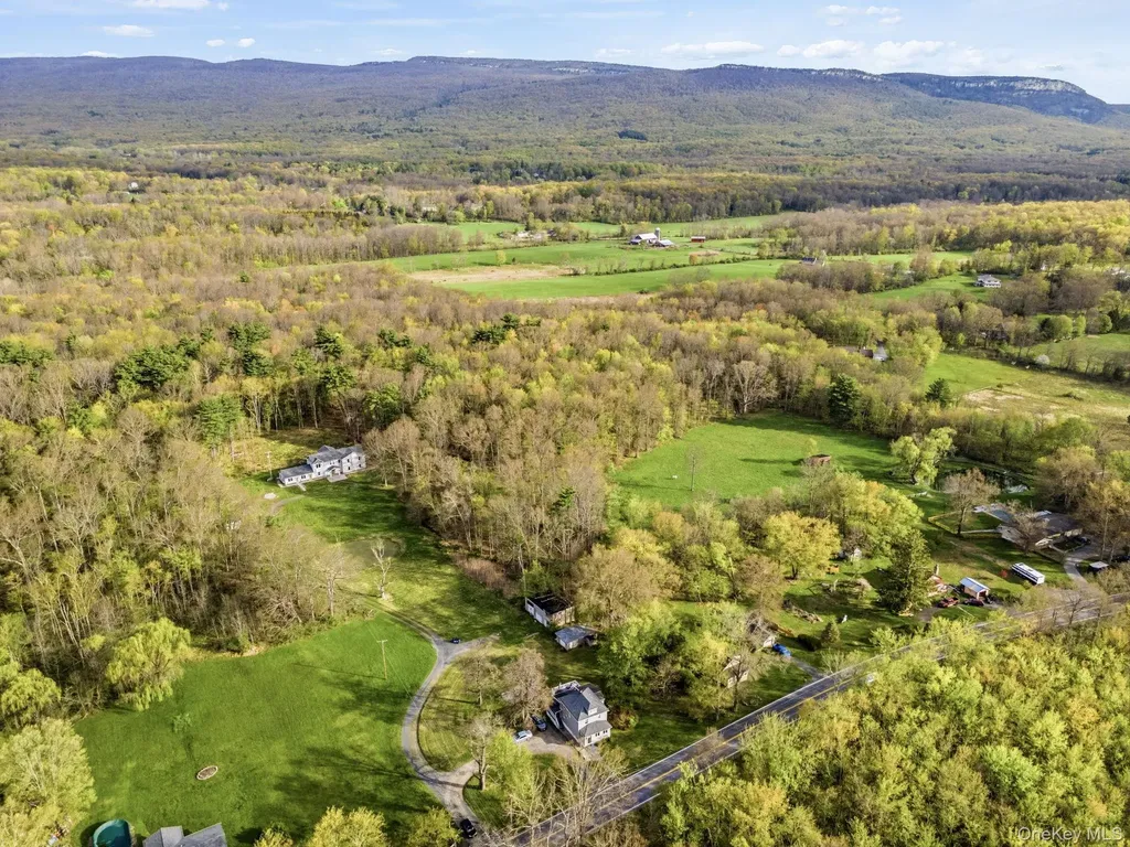 2374 Bruynswick Road Wallkill NY 12589