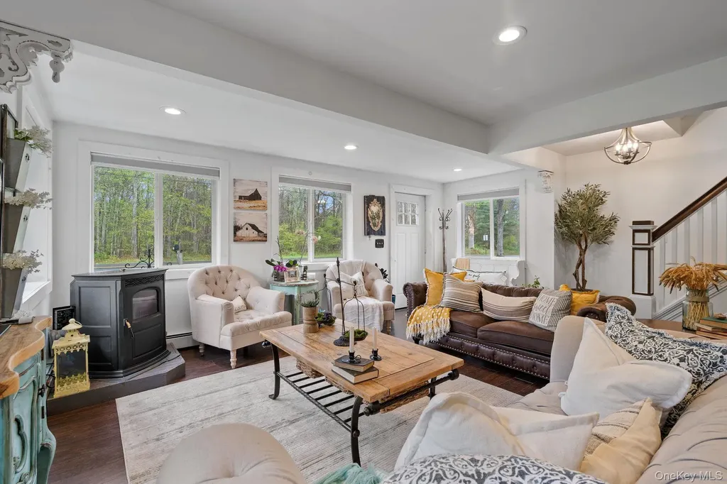 2374 Bruynswick Road Wallkill NY 12589