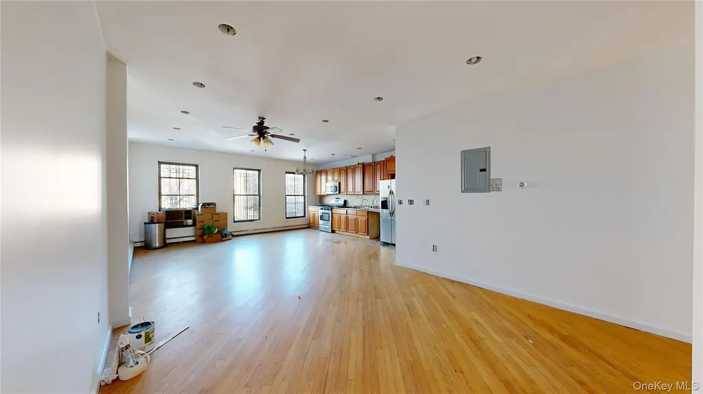 360 S 3rd Street Brooklyn NY 11211
