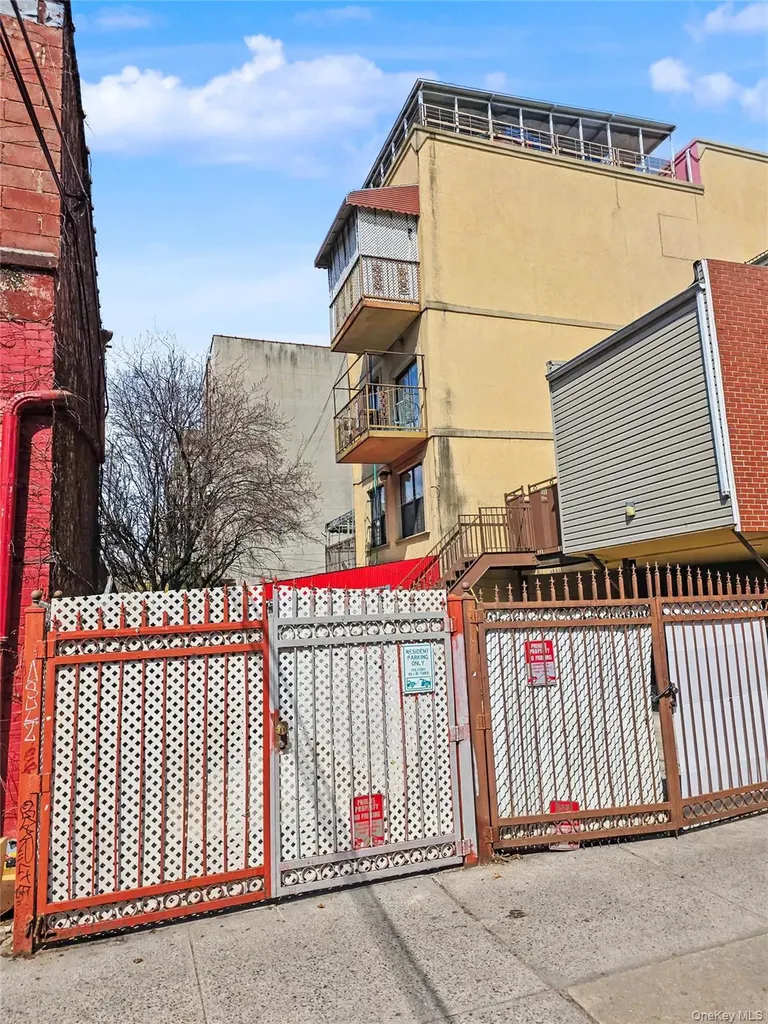 360 S 3rd Street Brooklyn NY 11211