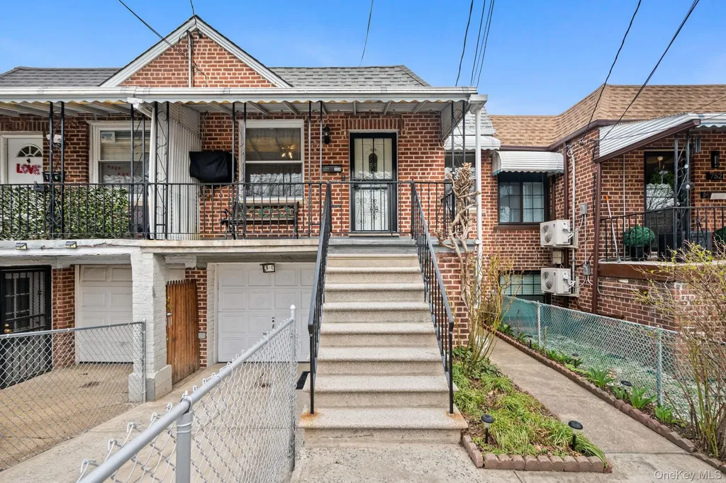 754 Calhoun Avenue Bronx NY 10465