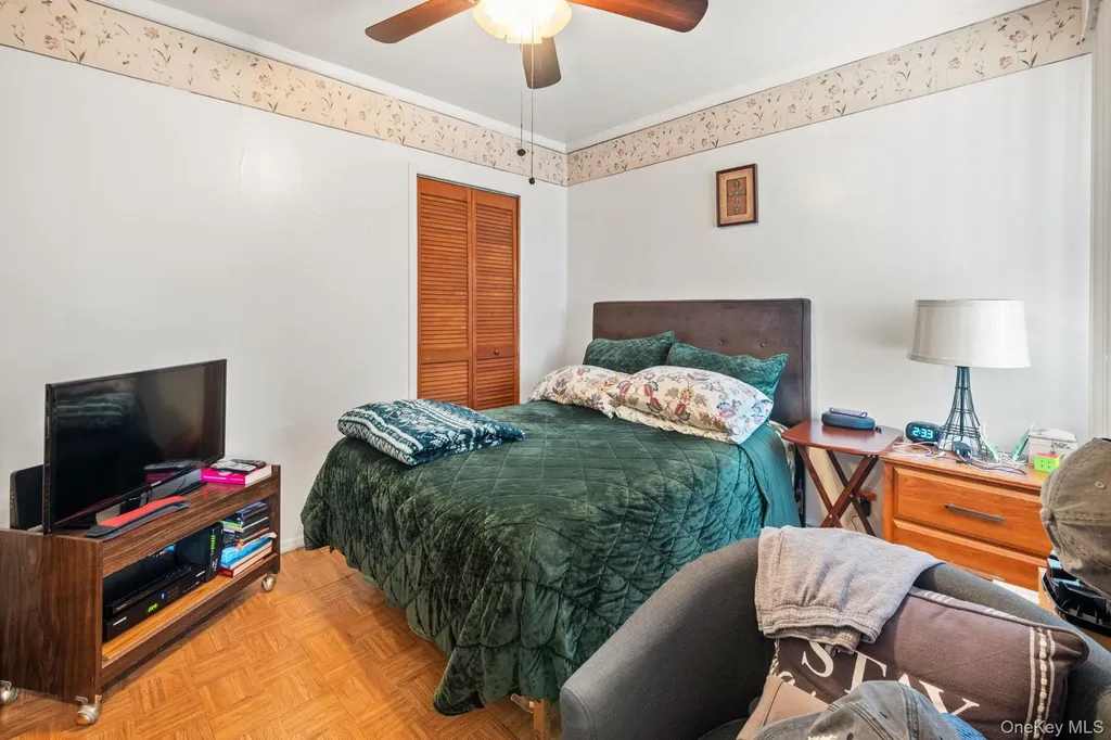 754 Calhoun Avenue Bronx NY 10465