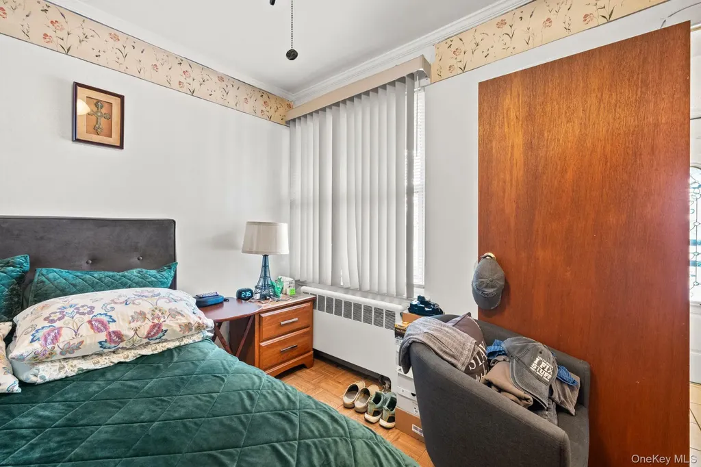 754 Calhoun Avenue Bronx NY 10465
