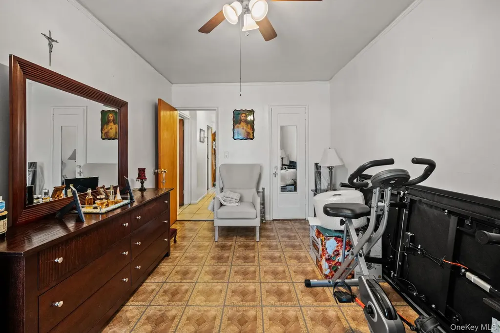 754 Calhoun Avenue Bronx NY 10465