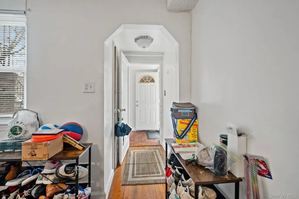 754 Calhoun Avenue Bronx NY 10465
