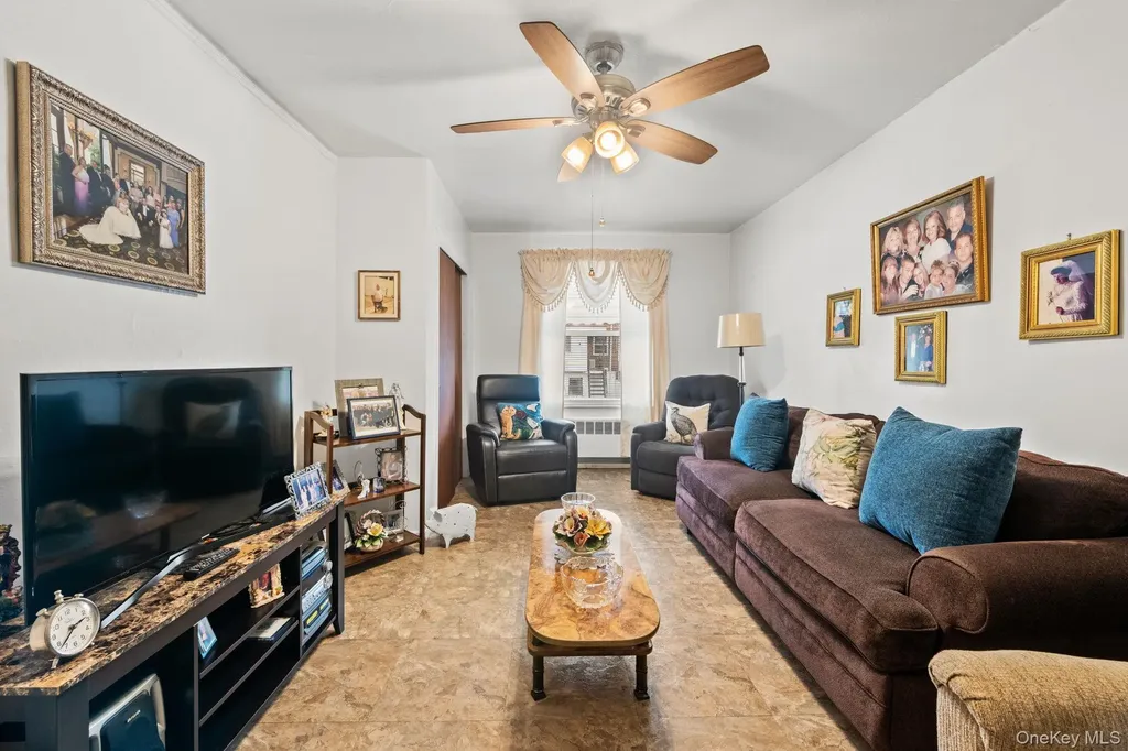 754 Calhoun Avenue Bronx NY 10465