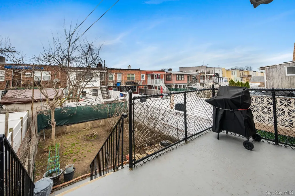 754 Calhoun Avenue Bronx NY 10465