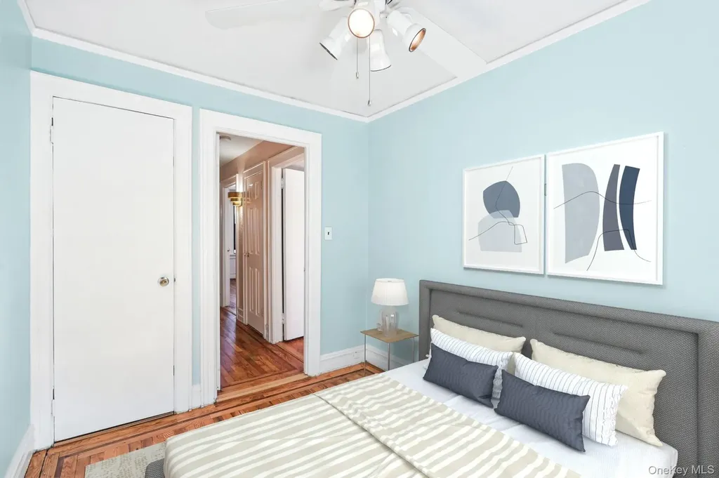 1245 Rhinelander Avenue Bronx NY 10461