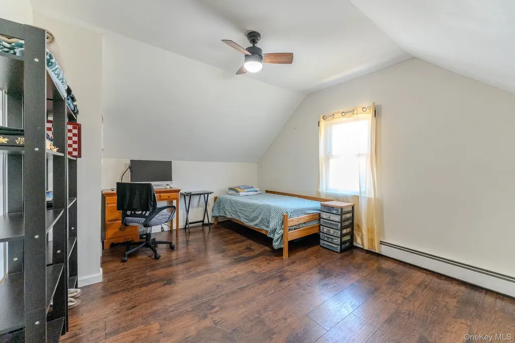 33 Manor Drive Shirley NY 11967