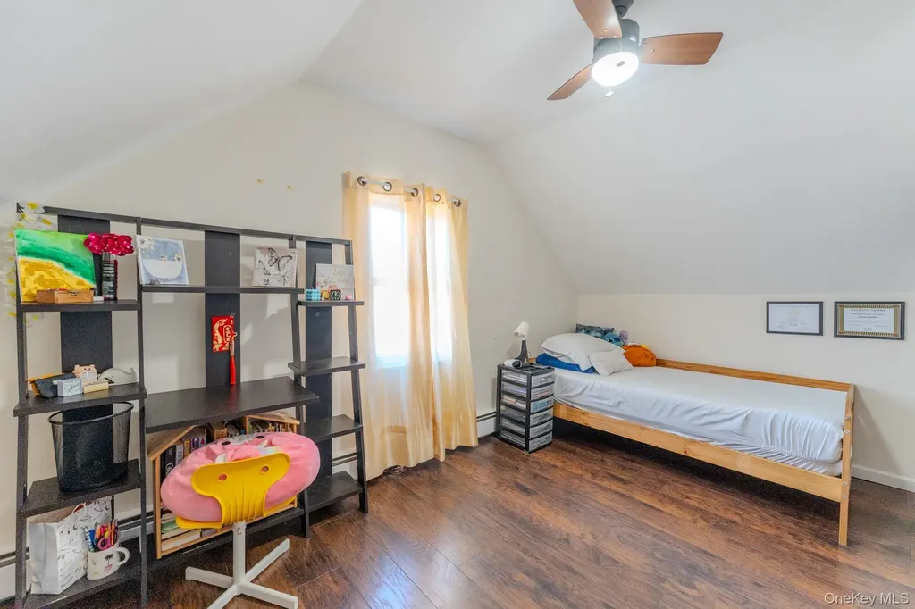 33 Manor Drive Shirley NY 11967