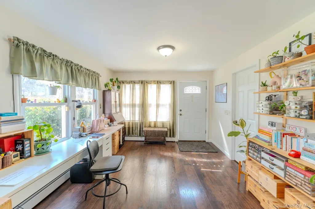 33 Manor Drive Shirley NY 11967
