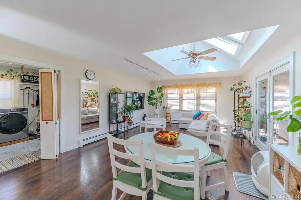 33 Manor Drive Shirley NY 11967