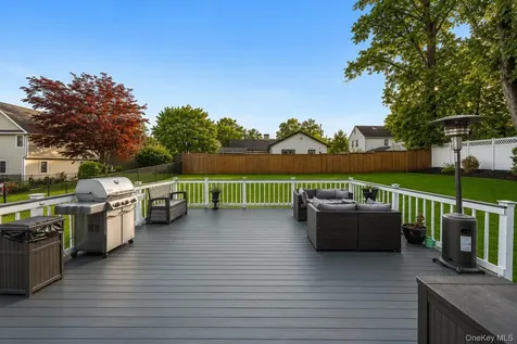 1 Francis Lane Port Chester NY 10573