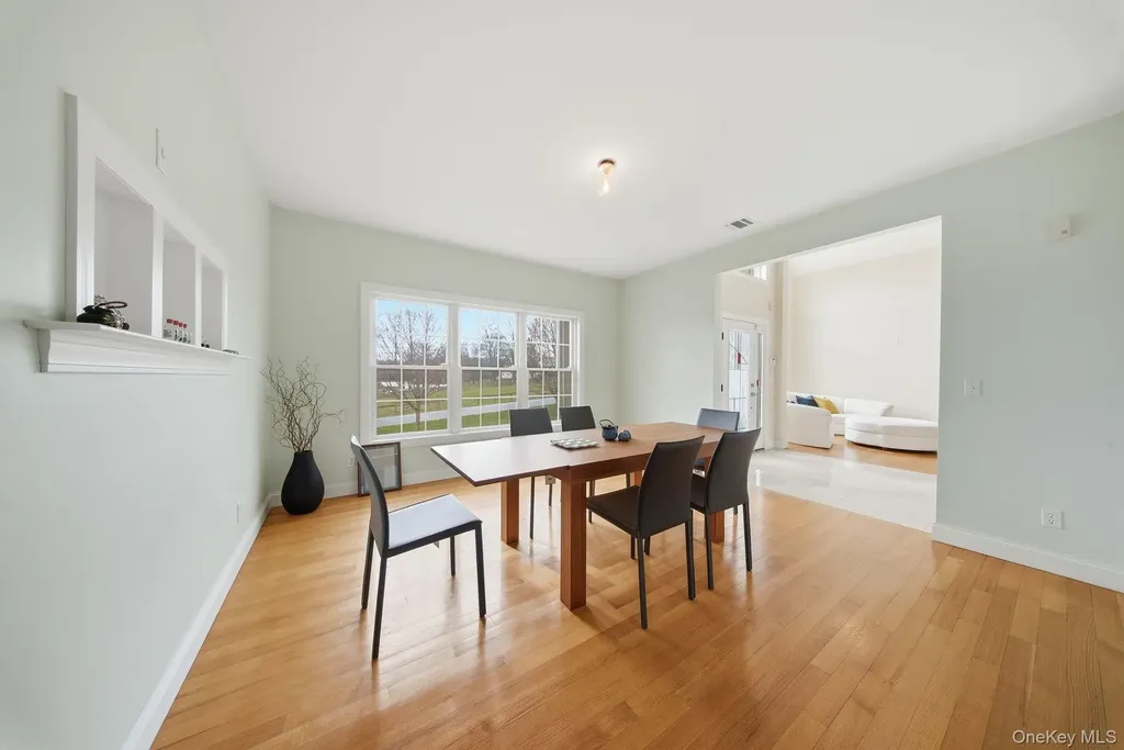 107 Breeze Hill Road New Hampton NY 10958