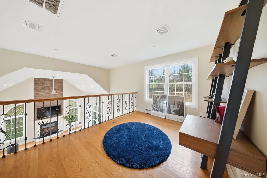 107 Breeze Hill Road New Hampton NY 10958