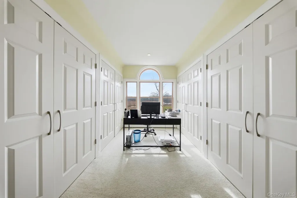 107 Breeze Hill Road New Hampton NY 10958
