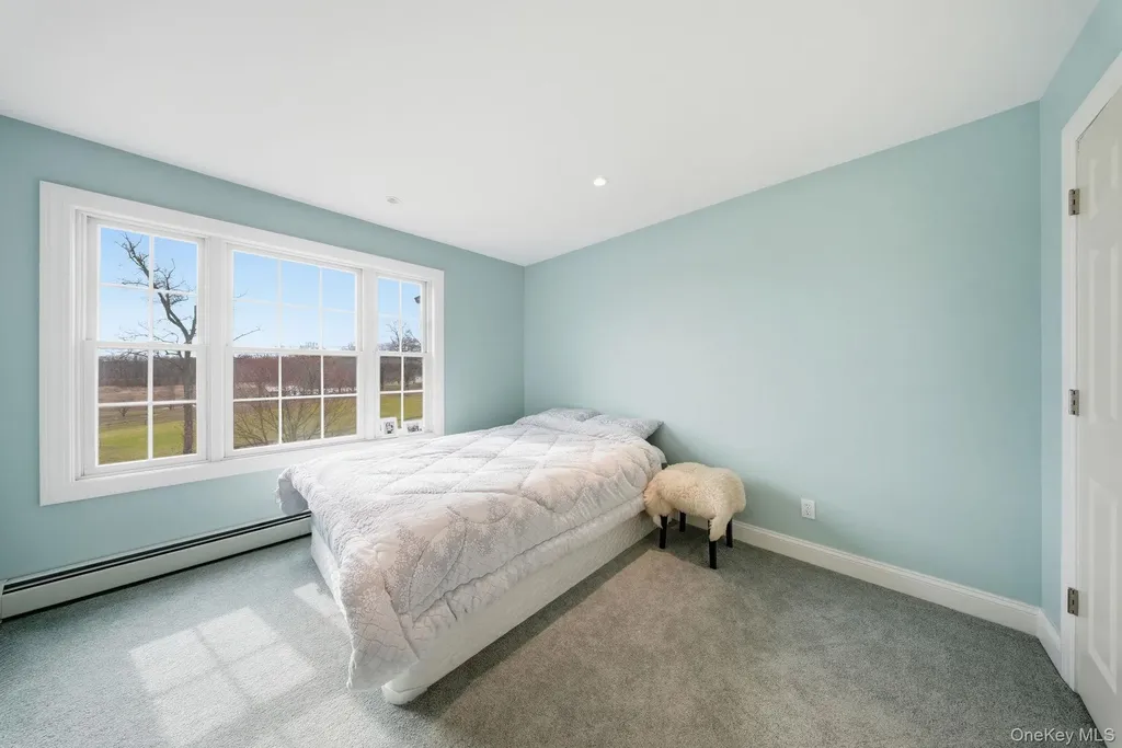 107 Breeze Hill Road New Hampton NY 10958