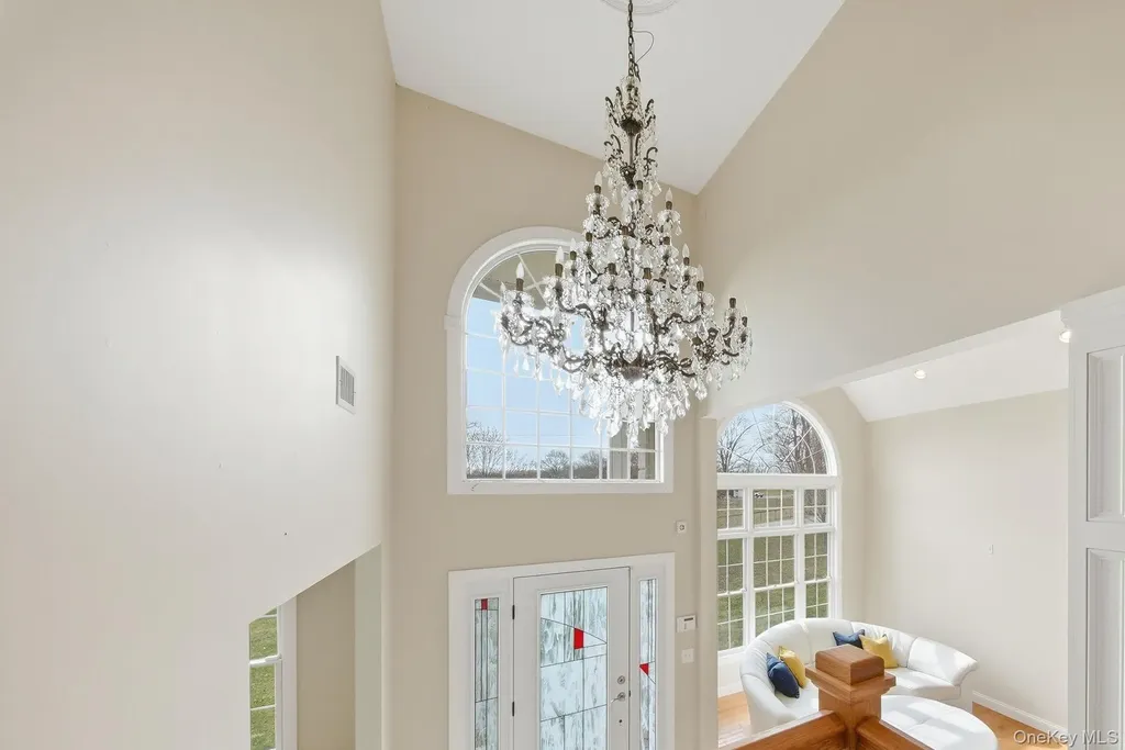 107 Breeze Hill Road New Hampton NY 10958