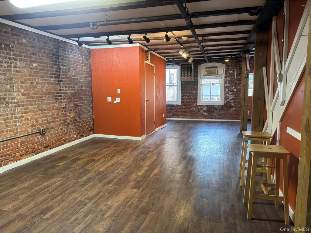 68 S Broadway Nyack NY 10960