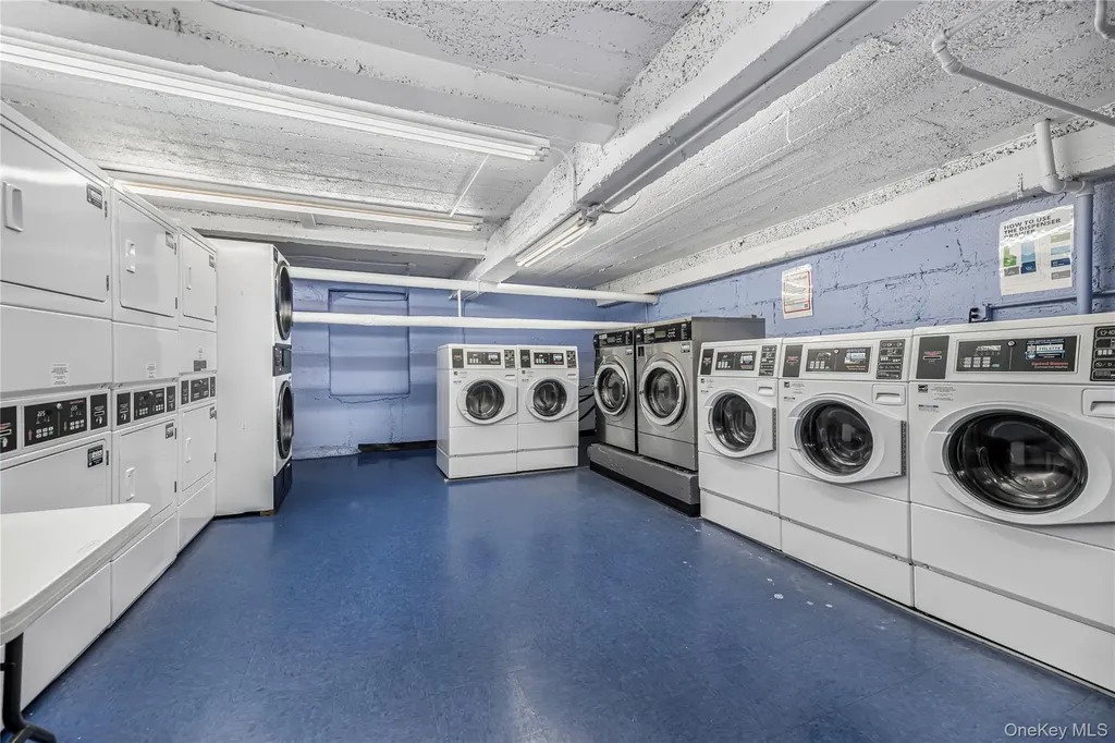 2190 Boston Road Bronx NY 10462