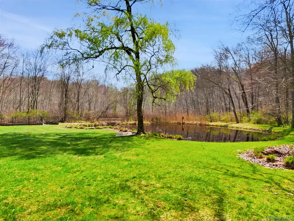 2 Reynolds Lane Katonah NY 10536