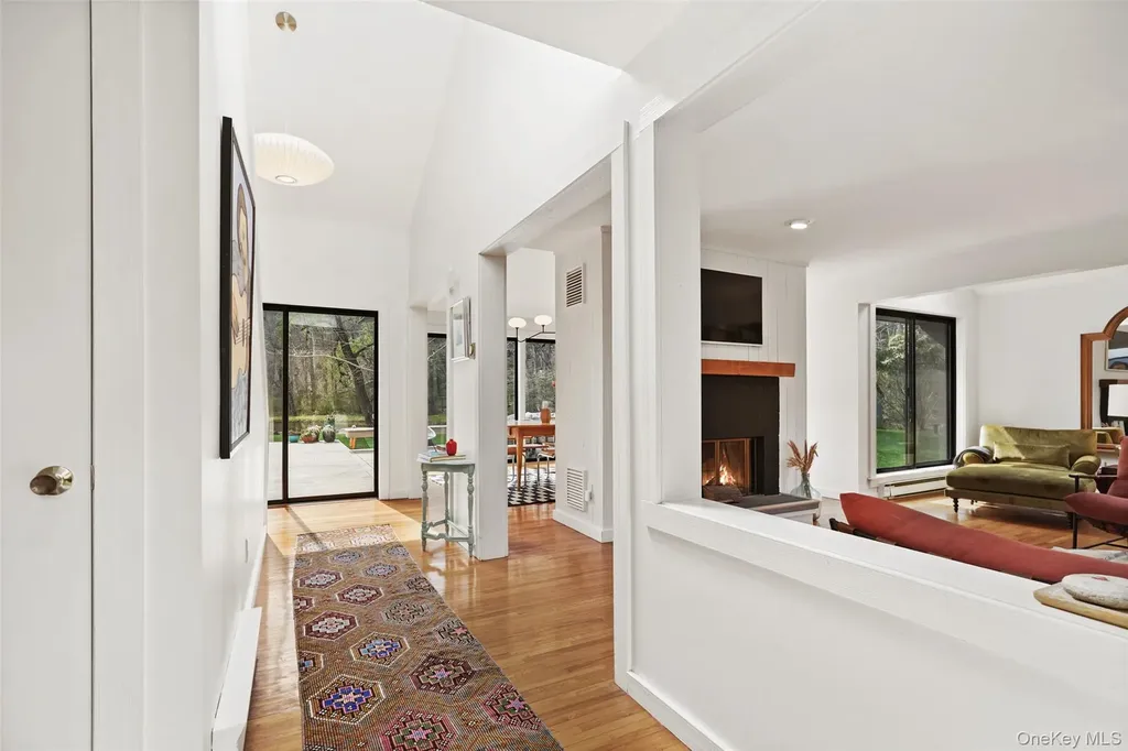 2 Reynolds Lane Katonah NY 10536