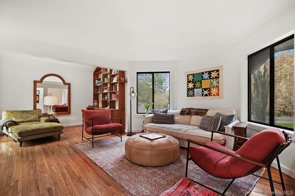 2 Reynolds Lane Katonah NY 10536