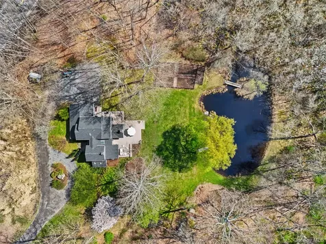 2 Reynolds Lane Katonah NY 10536
