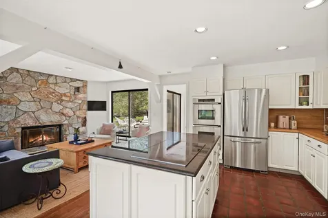 2 Reynolds Lane Katonah NY 10536