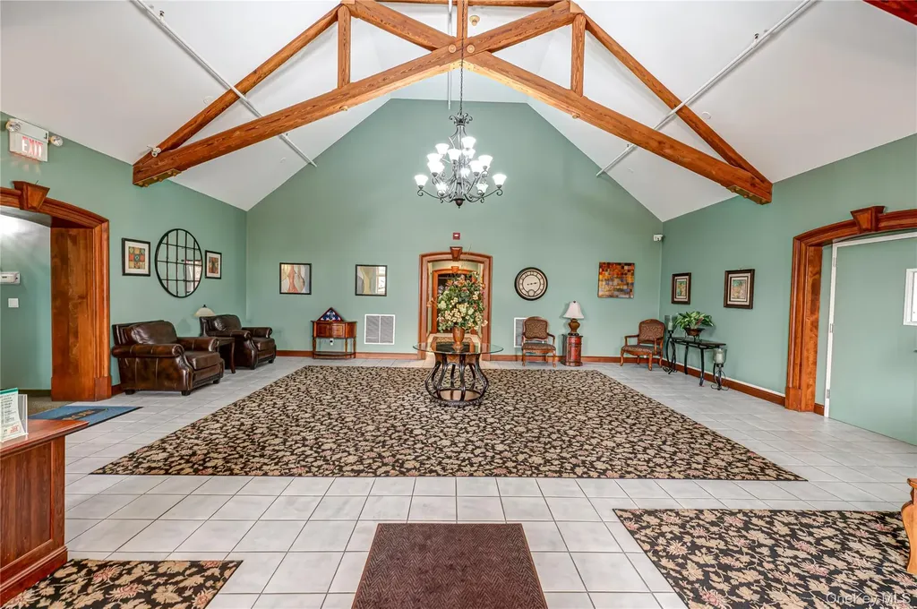 83 Broadlawn Drive Central Islip NY 11722