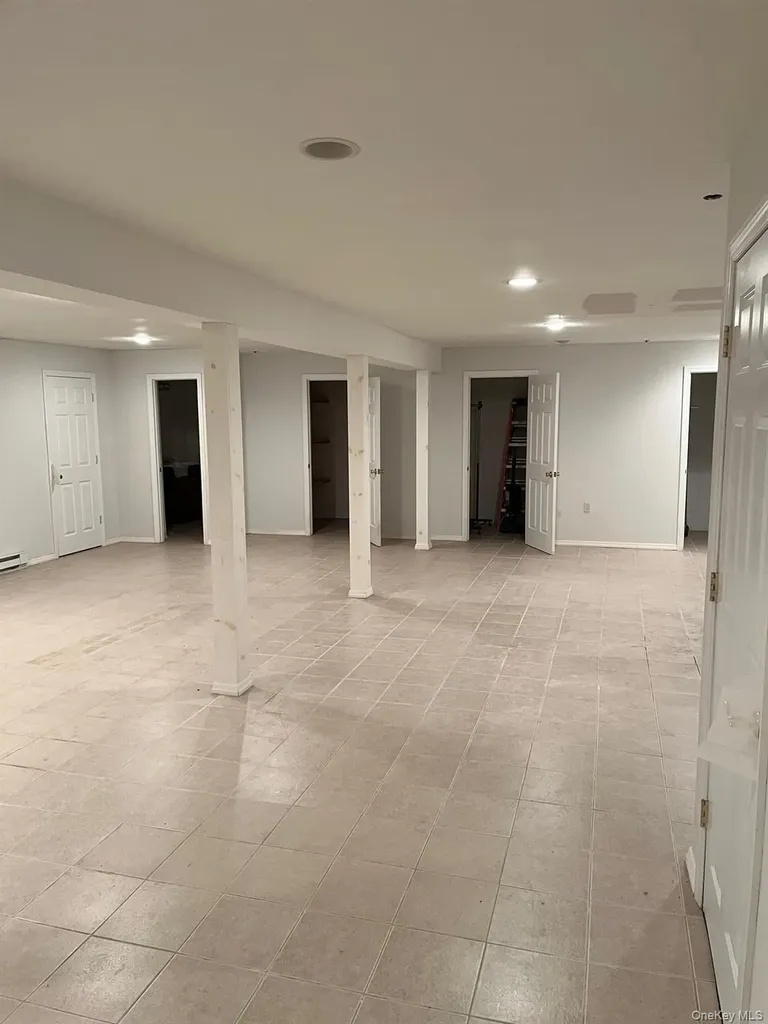 45 Autumn Drive Plainview NY 11803