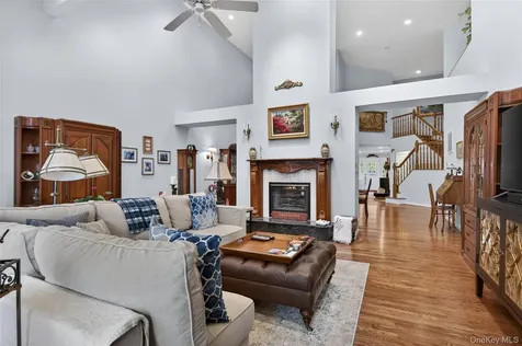 2 Crescent Court Centerport NY 11721