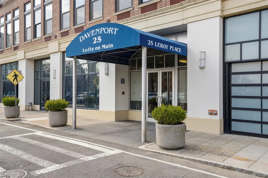 25 Leroy Place New Rochelle NY 10805
