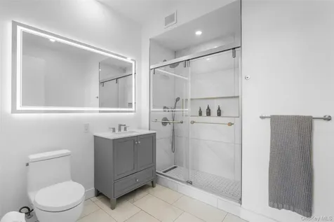 25 Leroy Place New Rochelle NY 10805